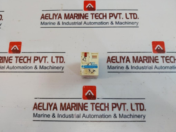 Telemecanique/Schneider Electric Rxm4Ab1P7 Miniature Plug-in Relay 230V 50/60Hz Used