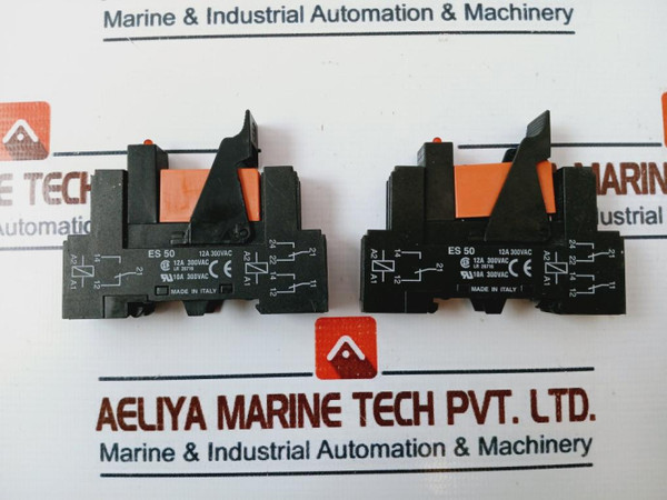 Lot Of 5X Schrack Rt424524 Relay With Base Es 50 10-12A 300Va Used