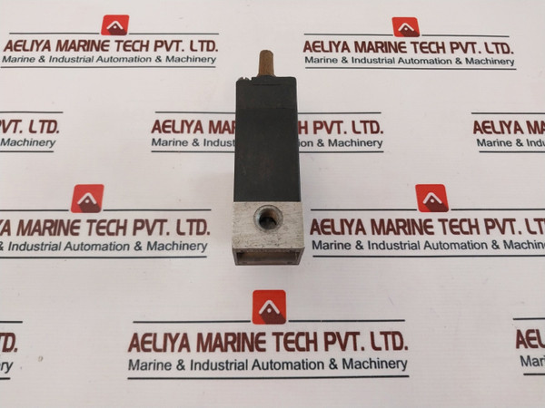 Bosch 1 825 503 024 Way Magnet Valve 220V Used