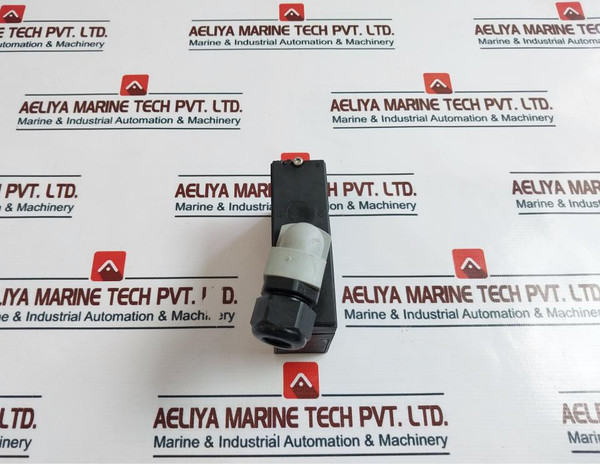 Schmersal Azm 170-02Zrka Solenoid Interlock Module 250V