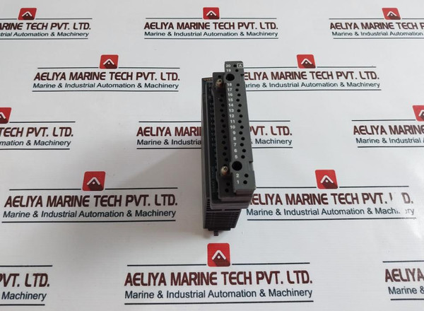 Mitsubishi Electric Qy41P Digital Output Module 12/24 Vdc 0.1A