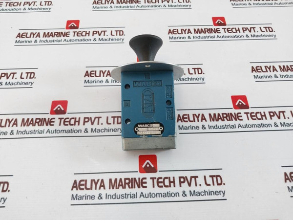Wabco 5631121200 Pneumatic Valve Used