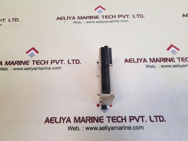 Idec fc4a-n16b1 input module by Idec Corporation