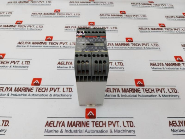 Abb Pluto B20 Programmable Safety Controller 2Tla020070R0600, 24 Vdc Used