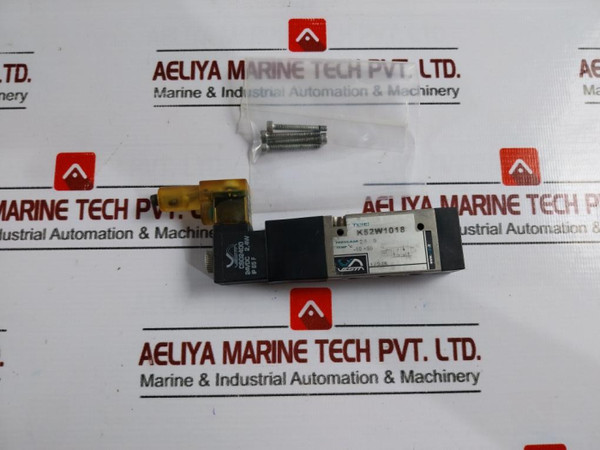 Vesta K52W1018 52 Way Solenoid Valve Pilot Operated 24Vdc Ip65 Manual Override - Used