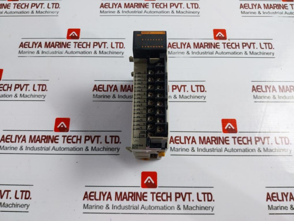 Omron Cqm1-id212 Input Unit Module 24Vdc 16 Points Din Rail Mounting - Used