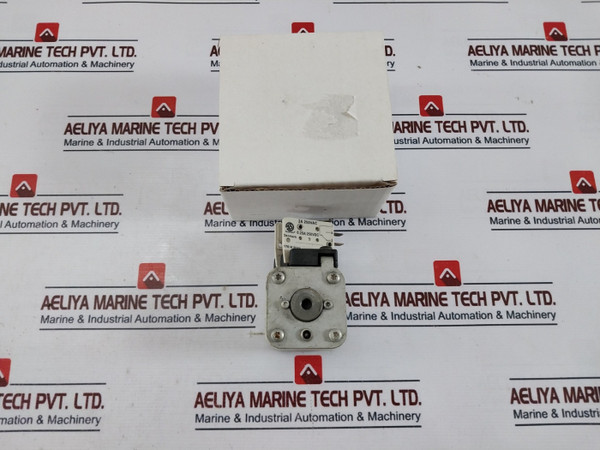 Bussmann 170M4467 High Speed Square Body Fuse W/ Microswitch Msw710-1S 700V~ - Used