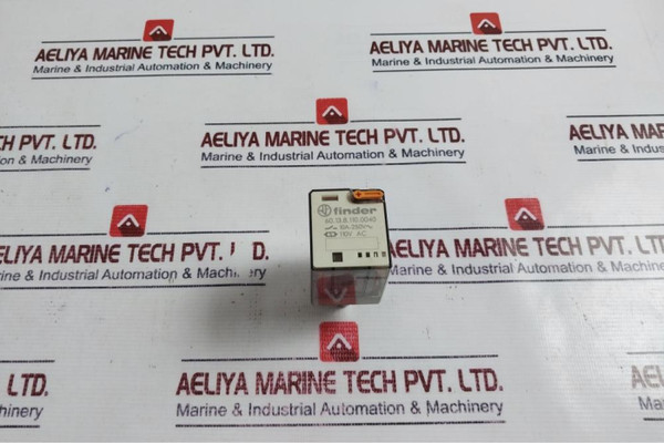 Finder 60.13.8.110.0040 Plug In Power Relay 110V Ac Coil - Used