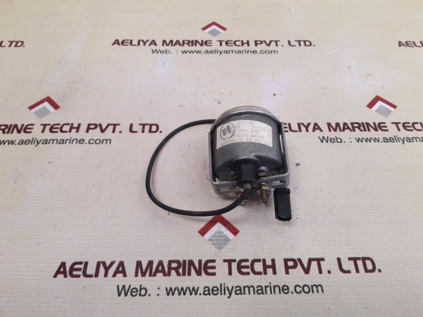 Sw 82705 Oil Pressure Gauge 100-700 Kpa 0-100 Psi 460-bd