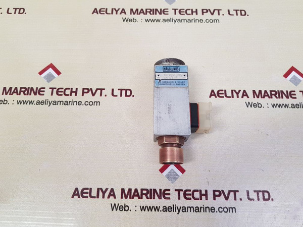 Hagglund & soner  3877053-803