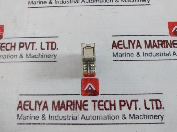 Omron G2R 2-snd Relay With Base 250Vac   - New