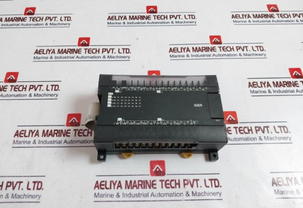 Omron Cp1W-32Er Output Unit 24V Dc/250V Ac 2A/P 4A/C 40A/U - Used