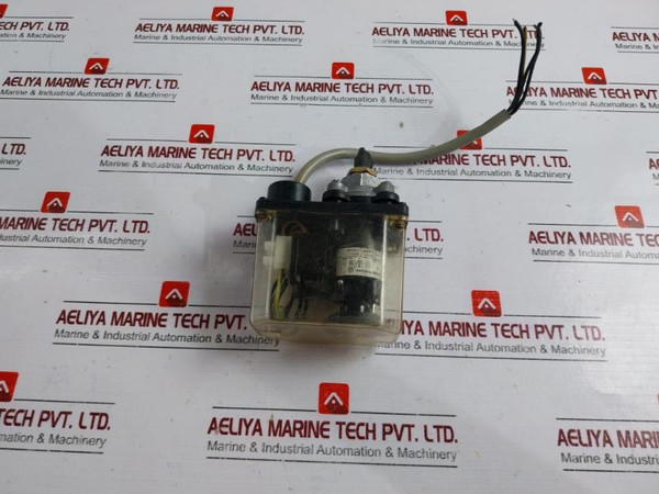 Klockner-moeller Mcs 11 Pressure Switch 125V- 0,18Kw