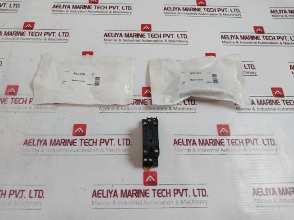 Lot Of 5X Omron Pyf08A-e Relay Socket Base 8-pin 7A 250Vac - New