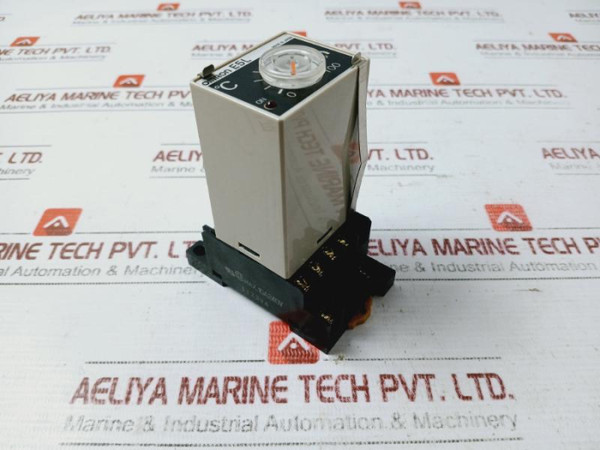 Omron E5L-a Temperature Controller 0460192-5D 110V 50/60Hz - New