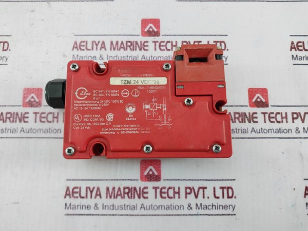 Elan Schaltelemente Tzm 24 Vdc/96 Safety Switch Doorlock Relay 8Amp 24Vdc - Used