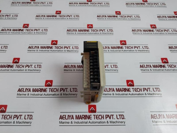 Omron Cqm1-od212 Output Unit 16 Points 5-24Vdc Dc24V 0.3A 50Ma - Used
