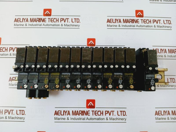 Crouzet 81519 Pneumatic Solenoid Valve W/ 81 513 101/600/151/201/001/060 - Used