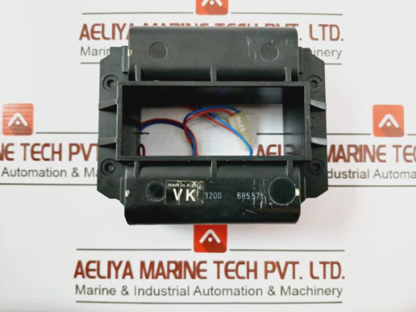 Schneider Electric 3200 A Master Pact Air Circuit Breaker - Used