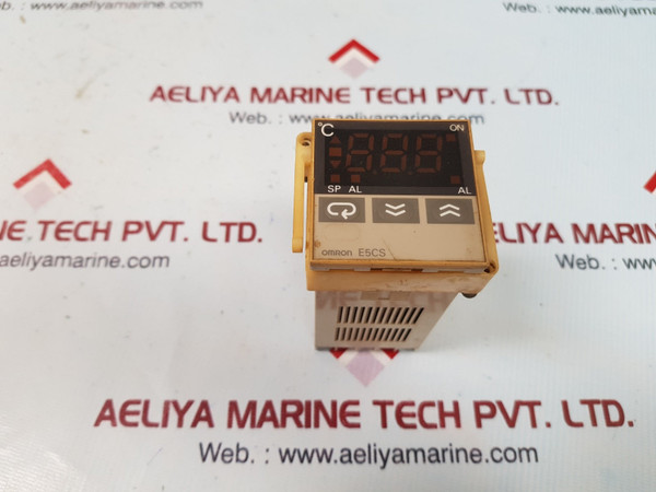 Omron e5cs-r1kjx-520 temperature controller