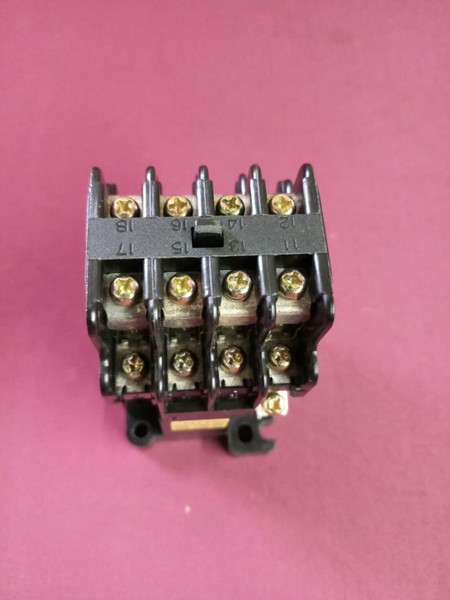 Togami pak-6us44-p4b magnetic control relay 5-7amp - New