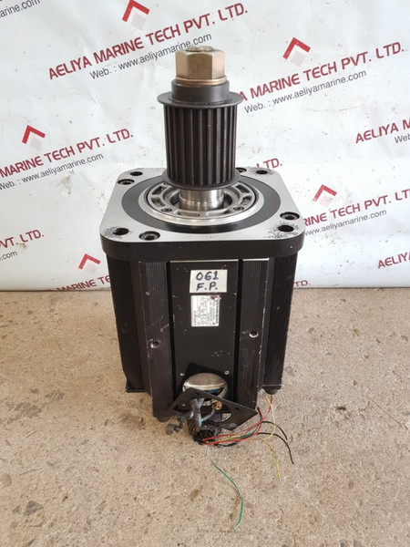 Yaskawa Electric Sgmg-55A2Ac Ac Servo Motor 1500 R/Min (Not Working)