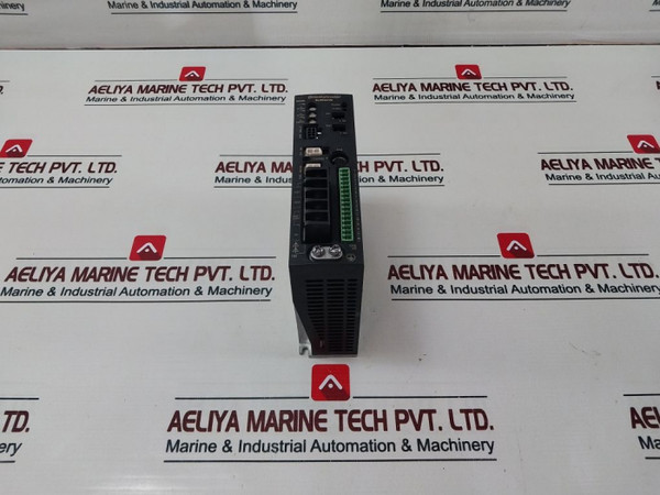 Oriental Motor Bled6Cm Brushless Dc Motor Driver 200-240 Vac Ip20 - Used