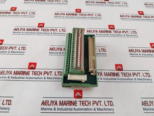 Phoenix Contact 2972013 Interface Module Umk-f48M-vr/La24/So58