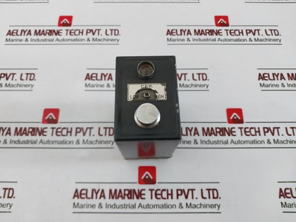 Nabco Type 3 Voltage Sensing Relay 773909 - Used