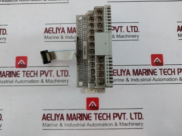 Allen-bradley 1762-ow16 Micrologix 1200 Relay Output Module 50/60Hz