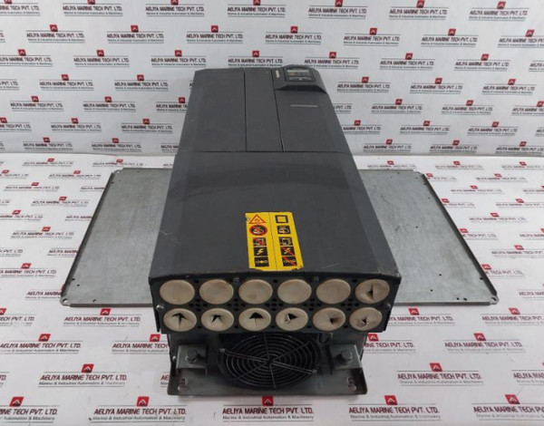 Siemens 6Se440-2Ud35-5Fa1 Micromaster 440 Ac Drive 6Se64000Bp000Aa0 Ip20