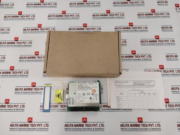 Honeywell 900B01-0301 Controledge 900 Platform 4 Channel Analog Output  