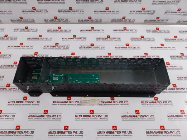 Honeywell 900R12R-0200 Controledge Hc900 12-slot I/O Rack Module 50071090-002