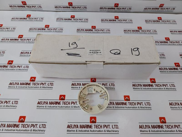 Honeywell System Sensor B501 Wireless Detector Mounting Base N04-4533-001