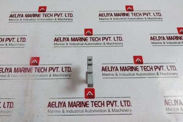 Lot Of 50X Elmex Scun End Clamp With Marking Label Holder