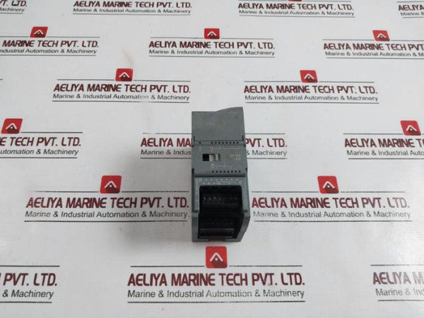 Siemens Simatic S7-1200 6Es7 234-4He32-0Xb0 Analog Input Output Module 24Vdc
