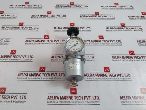 Smc Iw215-02Bg Filter Pressure Regulator 0 To 0.7 Mpa