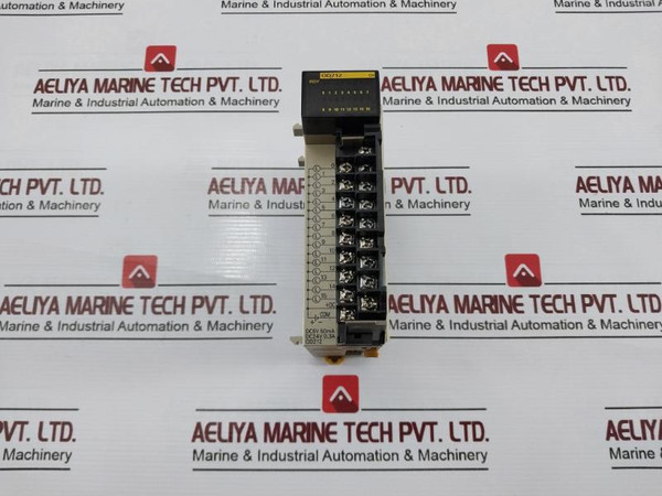 Omron Cqm1-od212 Plc Output Module Dc5V 50Ma 5-24Vdc 0.3A/Point 4.8A/Unit 05601009
