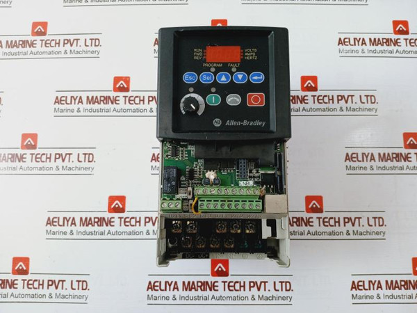 Allen-bradley 22B-a2P3N104 Series A Powerflex 40 Ac Drive 0.4Kw/0.5Hp 240V