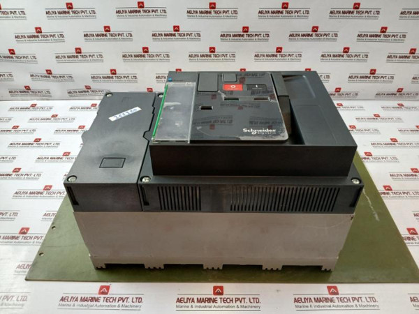 Schneider Electric Lv847632 High Current Air Circuit Breaker Mtz2 20H3 4P A18323