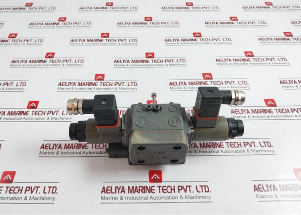 Hirschmann R902602653 Control Unit Sg 3 24V 9242750C - Used