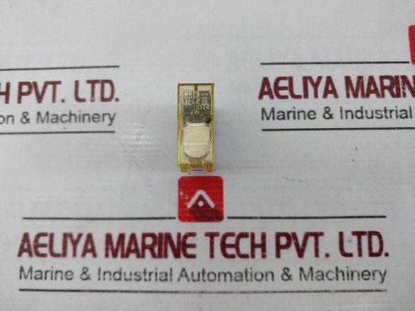 Idec Rj2S-c-d24 Plug-in Relay 24Vdc 8A 250Vac - Used