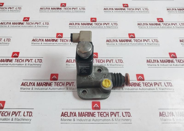 Rexroth 342 052 012 0 Directional Control Solenoid Valve 24V 0.820A 14 A Gdm