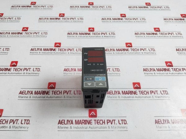 Yokogawa Ut320-30 S4 Digital Indicating Controller 100-240Vac - Used