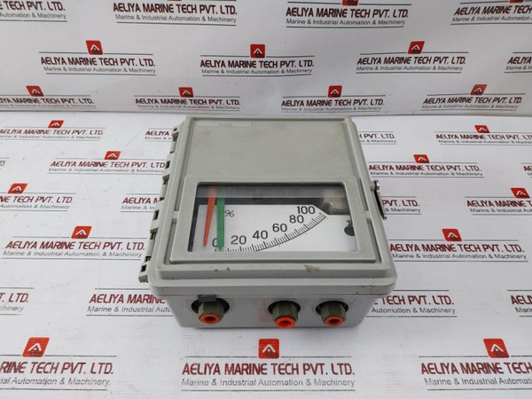 Yamatake Kgpa12-03821A1S-g Pressure Indicating Controller R-94899-41-032 - Used
