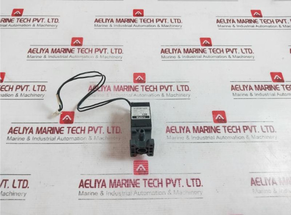 Walbro Sva-12 Solenoid Valve Dc24V - Used