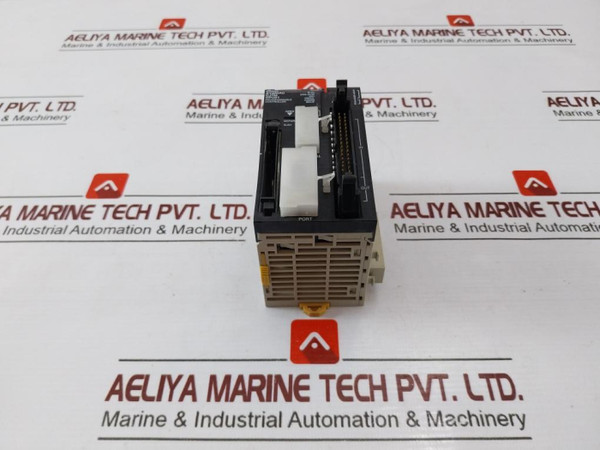 Omron Cj1M-cpu21 Sysmac Programmable Controller Cpu Unit 24V Dc 6Ma Ver 4.0 - Used