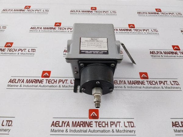 Switzer Gm 203 02 C2K 33 Z Pressure Switch 15A 250V Ac M.W.P: 4 Bar - Used