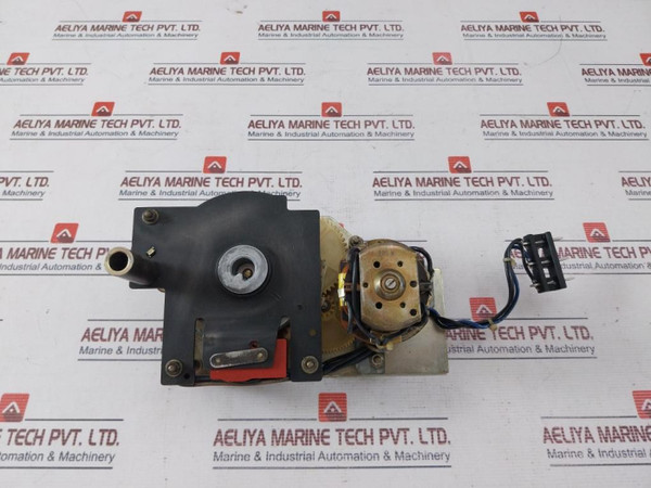 Merlin Gerin Mch-m Motor Mechanism 240V-60Hz-180Va 10A At 240V Ac 685 763 - Used
