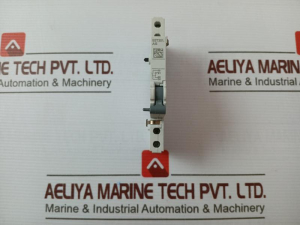 Siemens 5St3010 Auxiliary Circuit Switch 440V 16A - Used